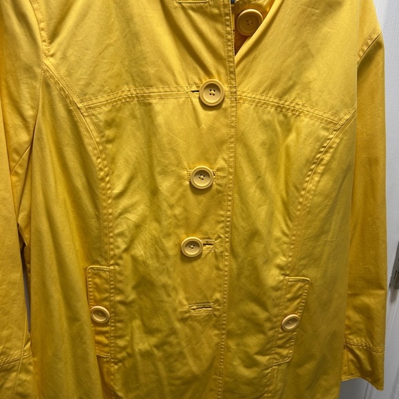 LLBean Large Women’s Rain Jacket - Picture 5 of 8